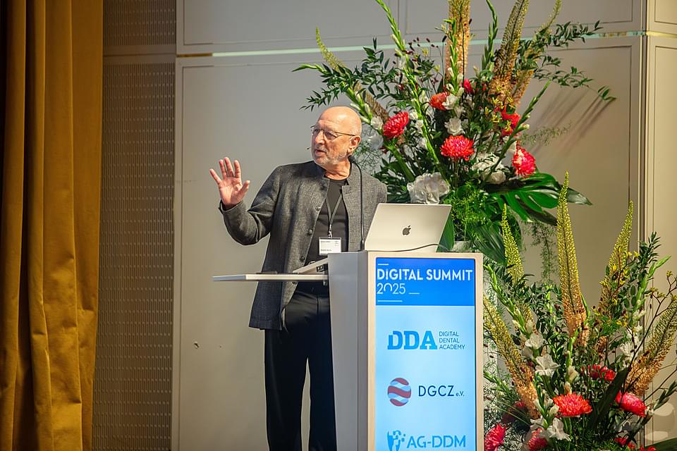 Bernd Reiss, Vorsitzender der DGCZ 