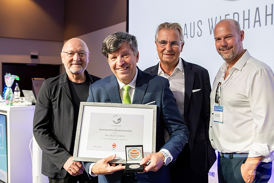 Dr. Olaf Schenk, Träger des KLAUS WIEDHAHN AWARD 